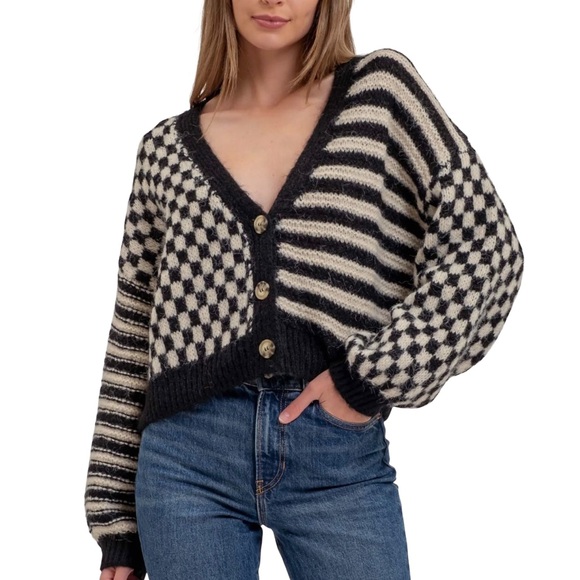 Altar'd State Sweaters - Altar'd State Claudia Checkered Cardigan at Mall of America size Large